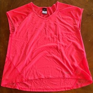 Nike Women's Bright Pink Short Sleeve Tee